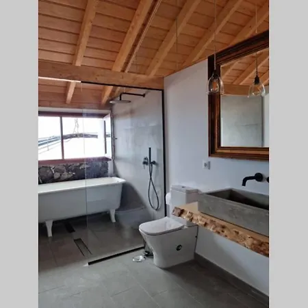 Villa Visi, Alojamiento Sostenible Mabel Apartmán